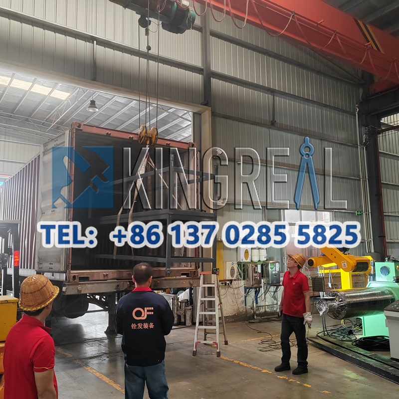 Coil Slitting Machine ကို အီတလီသို့ တင်ပို့ခဲ့သည်။